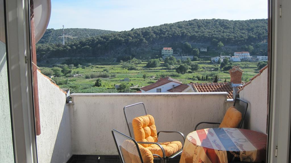 Apartment Lopar Rum bild